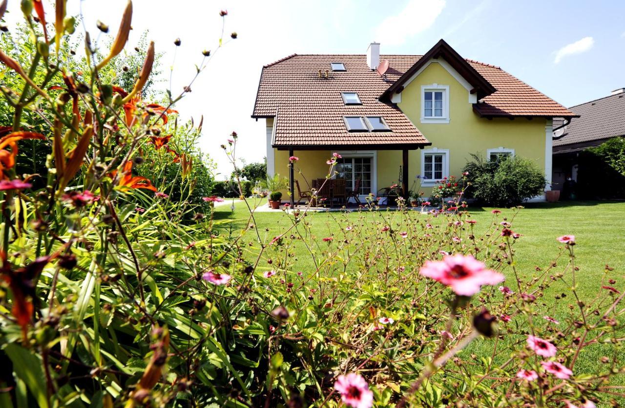 Hotel Gaestehaus Familie Trachsler Rohrendorf bei Krems Exteriér fotografie